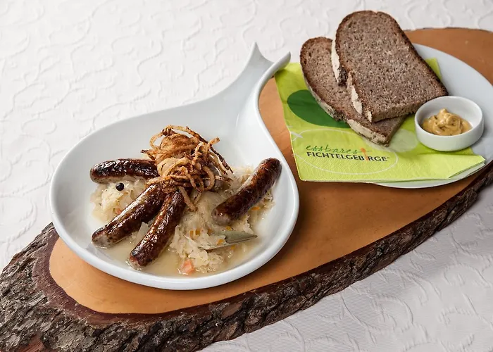 Hotel & Goldener Hirsch Bad Berneck im Fichtelgebirge