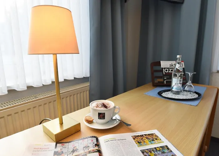 Hotel & Goldener Hirsch 3*