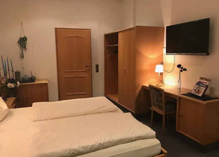 Hotel & Goldener Hirsch Bad Berneck im Fichtelgebirge