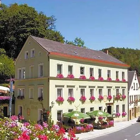 Hotel & Goldener Hirsch Bad Berneck im Fichtelgebirge