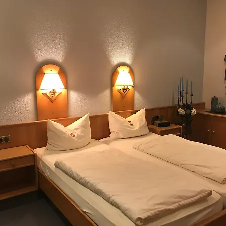 & Goldener Hirsch Hotel
