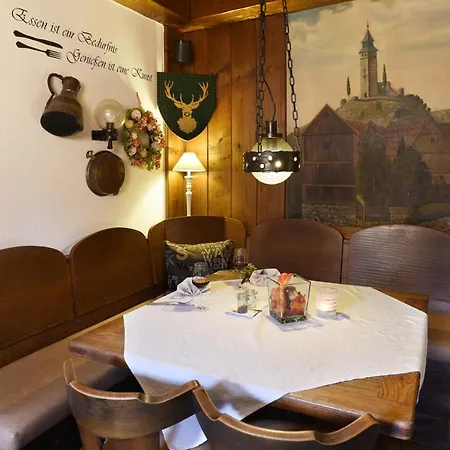 & Goldener Hirsch Hotel 3*